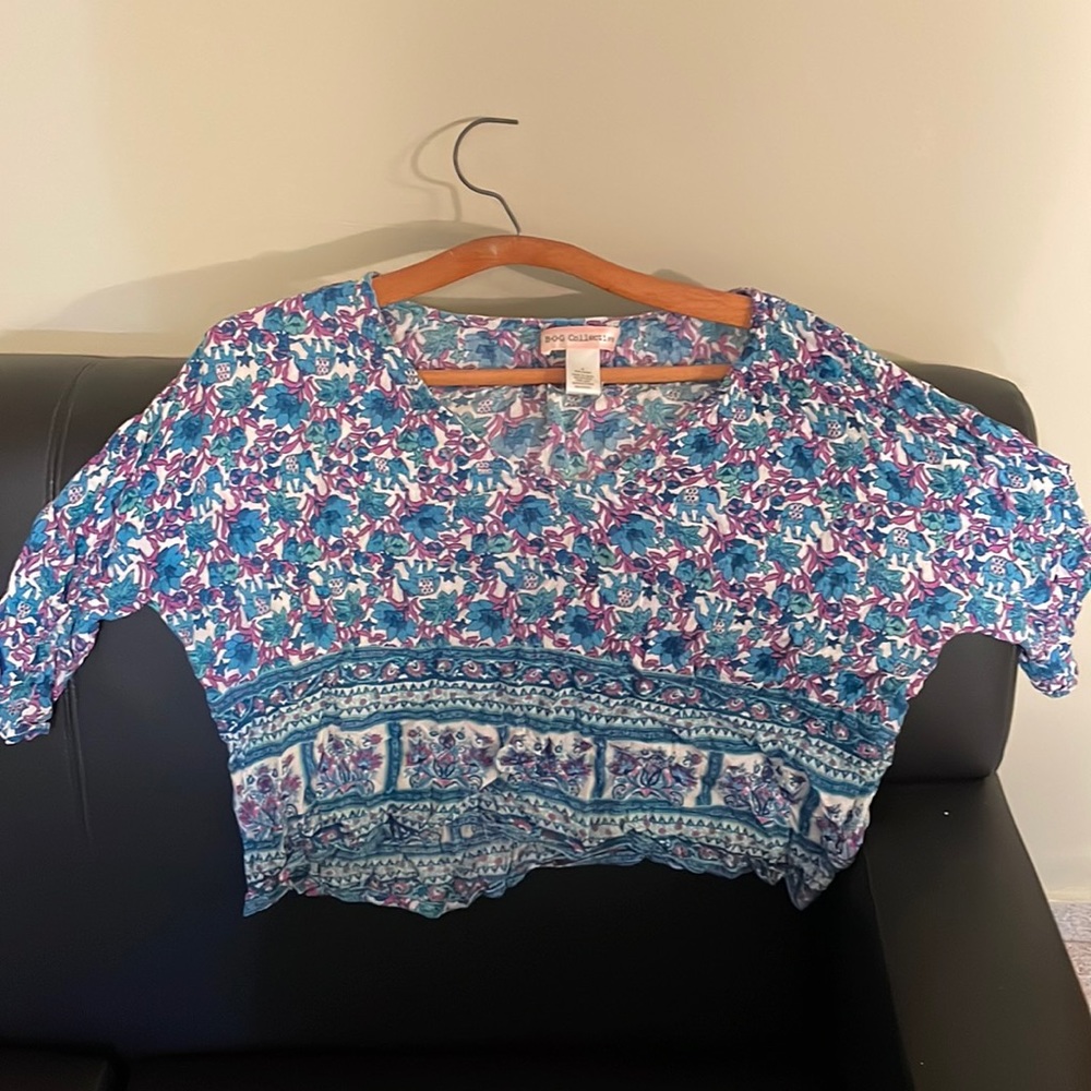 Cropped BDG collection tribal shirt